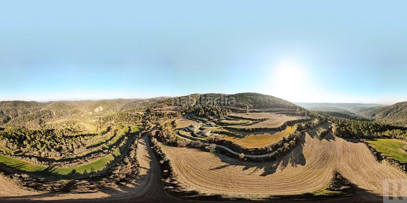 Foto e0492d02-f2f4-4744-969a-b5f2133e77c0. Casa adossada amb calefacció aparcament a Moià