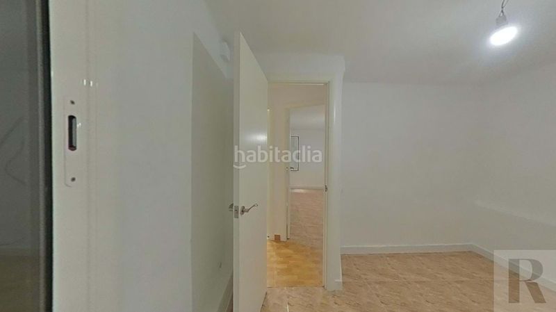 Foto 7a96d429-ed93-4438-90bf-3230865a2d20. Pis a Horta Barcelona