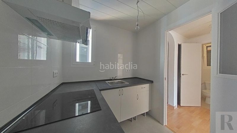 Foto 4118f6e8-0418-42b3-9816-56bbb6daa4d8. Pis a Guinardó Barcelona
