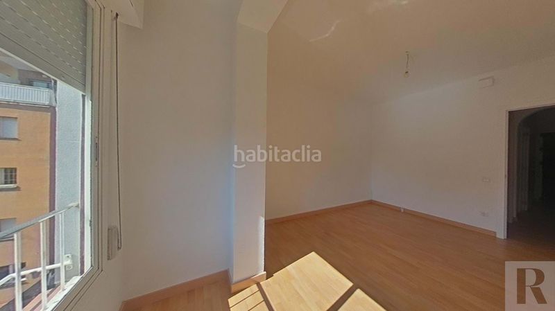 Foto 46c66e67-014a-4486-91d7-583b163d6fb3. Pis a Guinardó Barcelona