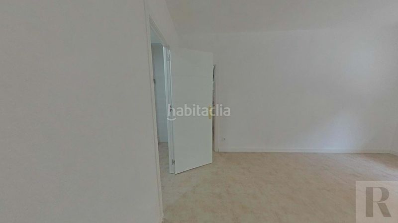 Foto 01089f18-2021-4d38-a7e5-c171a6a42eea. Pis a Carmel Barcelona
