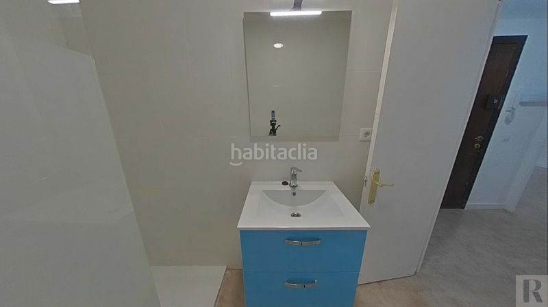 Foto a559c892-77b9-462f-8142-703493a71a1c. Pis a Carmel Barcelona