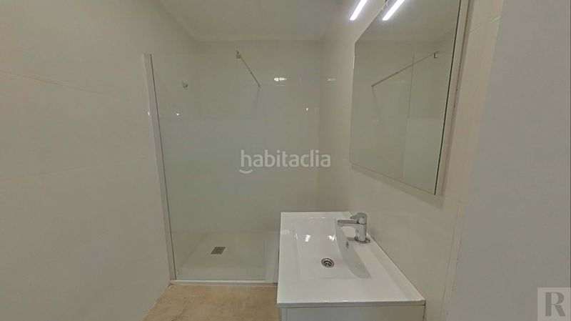 Foto a6eee5ea-3a87-4401-9035-f77aab1cbb8c. Pis a Carmel Barcelona