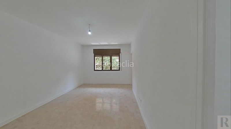 Foto be1dbdc0-eba3-43f2-9c34-2874628f4c96. Pis a Carmel Barcelona