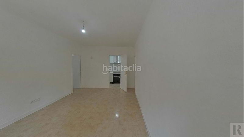 Foto ef41f346-ff2c-496d-8eeb-87238a9e26f1. Pis a Carmel Barcelona