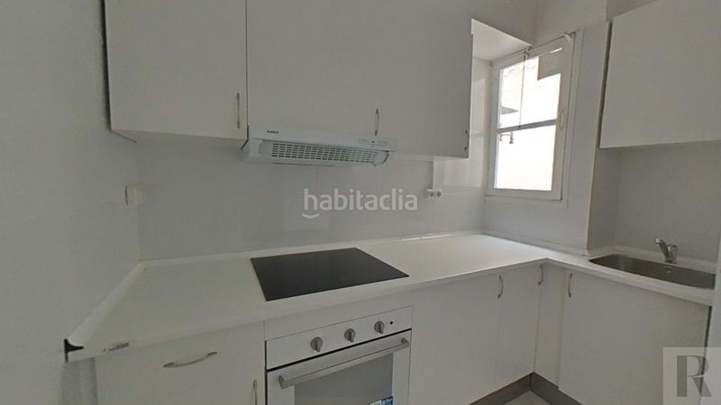 Foto a480a01f-4765-4150-9953-f0df47a08906. Pis a Can Baró Barcelona