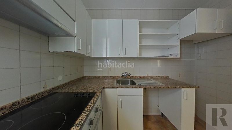 Foto b2869880-091f-42e4-b4a1-39c748bb64df. Pis a Horta Barcelona