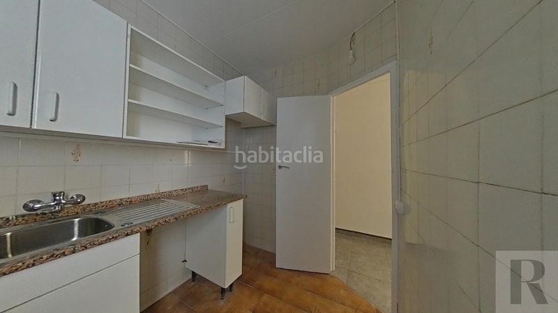 Foto da536a02-63c6-45e0-8aa1-52d25447a19c. Pis a Horta Barcelona