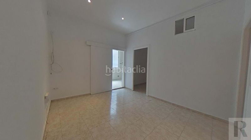 Foto 357a7817-adb4-49a8-8950-d0e4d1359761. Pis a El Clot Barcelona