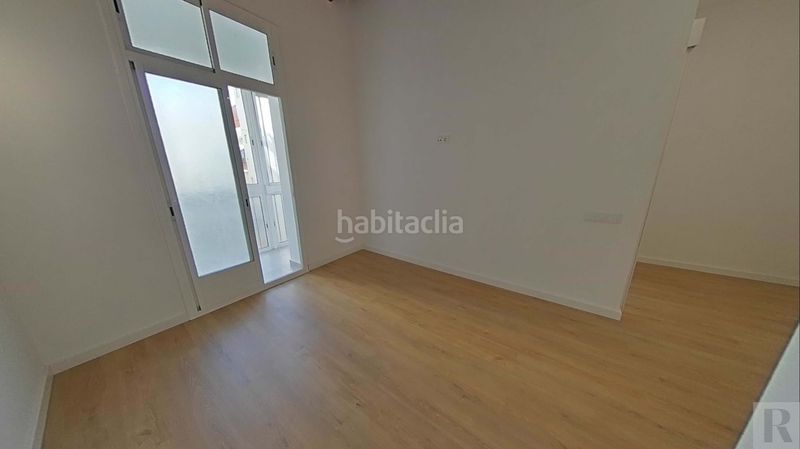 Foto 2884d361-dcc8-4969-9c77-984c1cfb4e67. Pis a Dreta de l´Eixample Barcelona