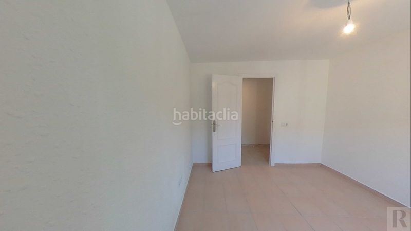 Foto 3d1f2398-0887-4c96-b268-bce1e2a8a4f2. Pis a La Verneda - La Pau Barcelona