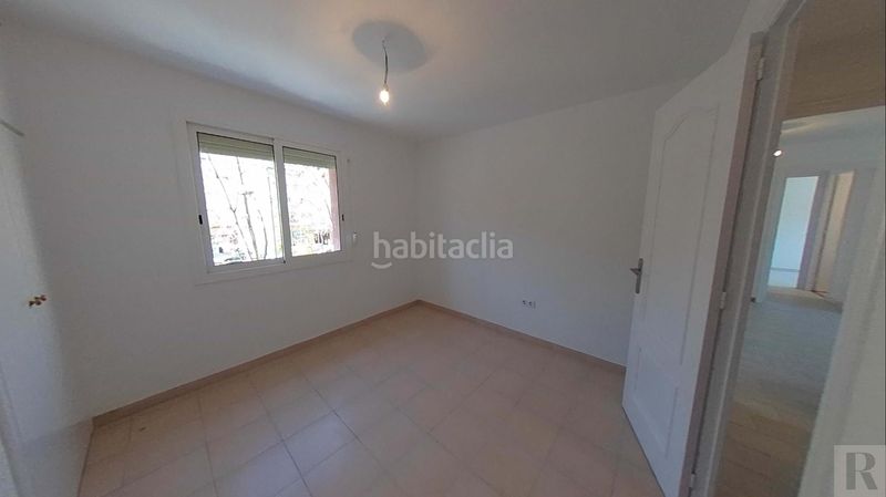 Foto beefa774-558e-4c0a-8126-6cdb83cf8a4d. Pis a La Verneda - La Pau Barcelona