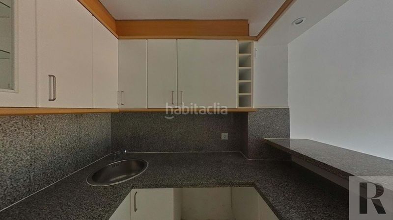 Foto ad392737-2fb6-49fd-8954-7dd98084f6da. Dúplex en La Teixonera Barcelona