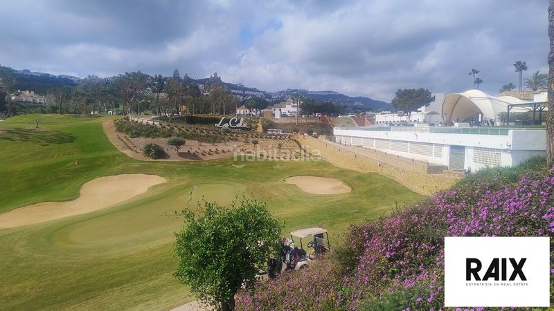 Foto 36488b42-89e2-46b9-b7cf-aa38a42da0d0. Casa amb aparcament a La Cala Golf - Lagar Martell Mijas