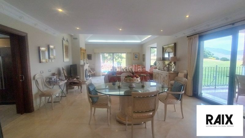 Foto 5a69d9b1-fbb6-443f-831f-8134df291e43. Casa amb aparcament a La Cala Golf - Lagar Martell Mijas
