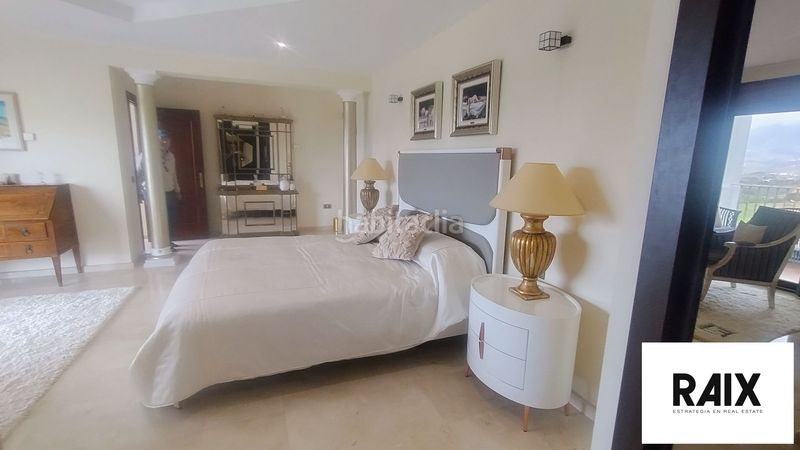 Foto e4f3a8ed-e77f-4403-9d3b-9f57e68a460e. Casa amb aparcament a La Cala Golf - Lagar Martell Mijas
