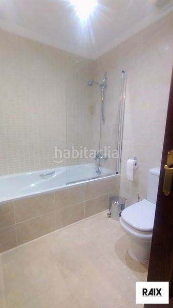 Foto fa1af101-d494-4507-8793-87f40546feb2. Casa amb aparcament a La Cala Golf - Lagar Martell Mijas