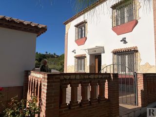 Bauernhof  Ben�tez - co�n. Encantadora finca en co�n con aut�ntico estilo cortijo andaluz,