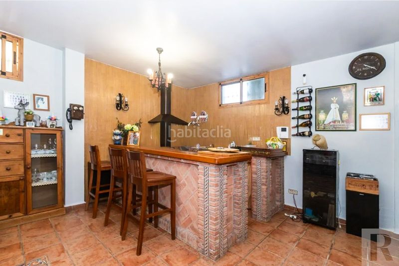 Foto 745dffa9-7cba-4ca7-9c4f-290e91193163. Chalet mit parking in Jardines de Alhaurín-Huerta Alta-Fuensanguínea Alhaurín de la Torre