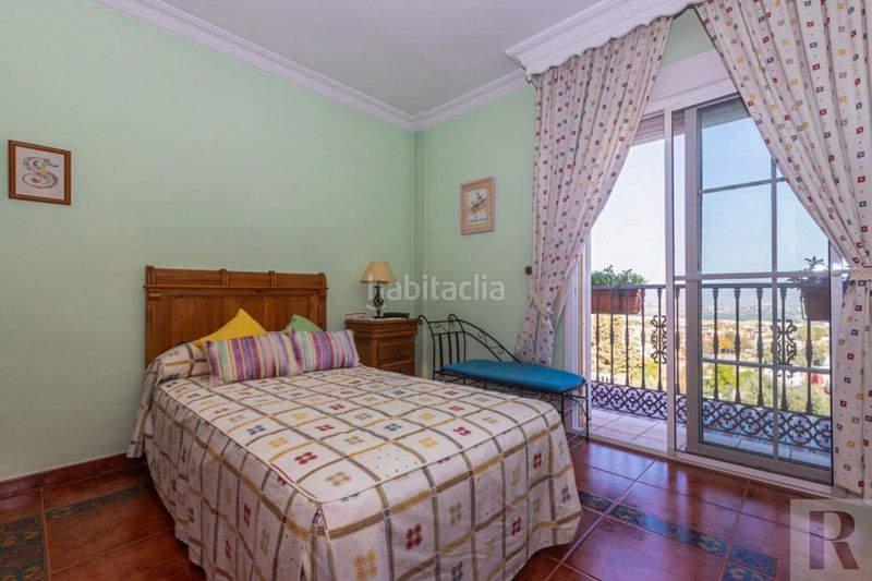 Foto 82f3de97-5ebf-4aa8-9265-f0a999148376. Chalet mit parking in Jardines de Alhaurín-Huerta Alta-Fuensanguínea Alhaurín de la Torre