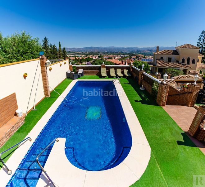 Foto c6ee9395-43d4-470b-9a25-e934ffbadf25. Chalet mit parking in Jardines de Alhaurín-Huerta Alta-Fuensanguínea Alhaurín de la Torre