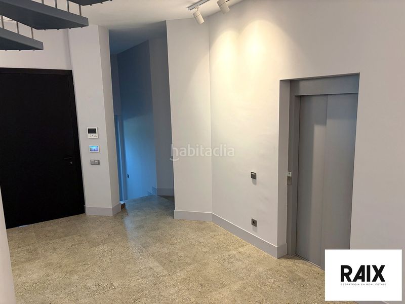 Foto 192c0d3e-9025-42e5-a948-490befacae01. Casa amb aparcament a Elviria Marbella