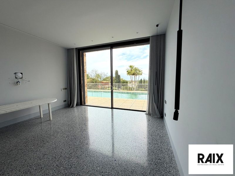 Foto e3455b18-44e7-4db6-b571-59d5882acc62. Casa amb aparcament a Elviria Marbella