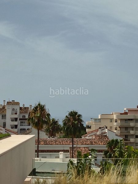 Foto 56539aa9-3382-4ac5-b682-5e74774bdc43. Casa amb calefacció aparcament piscina a Nueva Andalucía centro Marbella