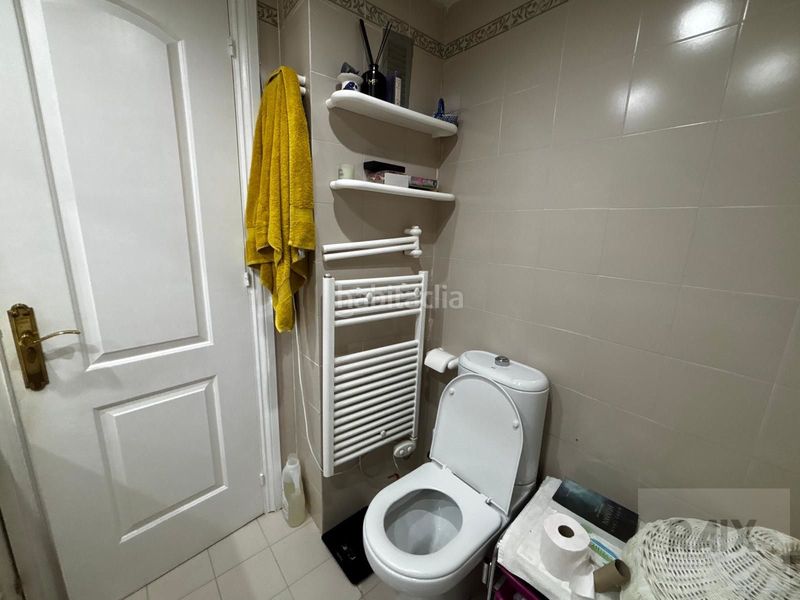 Foto b0ad60b8-d8ab-440b-a5ba-ddbece90f6ff. Pis amb calefacció aparcament piscina a Calahonda Mijas