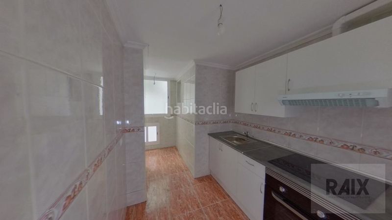 Foto c2ff11bb-a624-4883-8bbb-afc9566f8ac8. Piso en alegría de la huerta- jardín de Málaga Málaga
