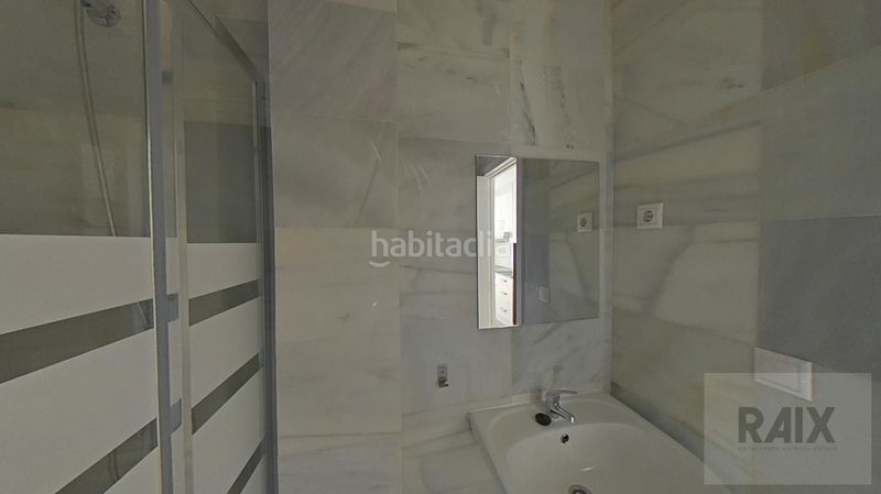 Foto 63d863b5-f64c-4449-88a1-70340e2135f4. Pis a La Victoria Málaga