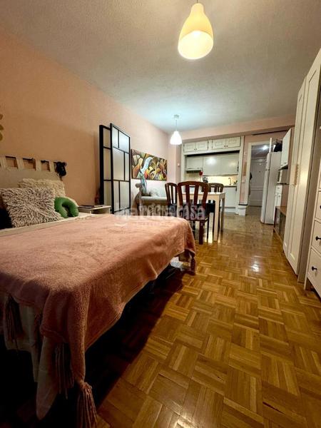 Foto 971aeac5-dec9-442e-be25-4fed01f91bb4. Studiowohnung mit heizung in Peñagrande Madrid