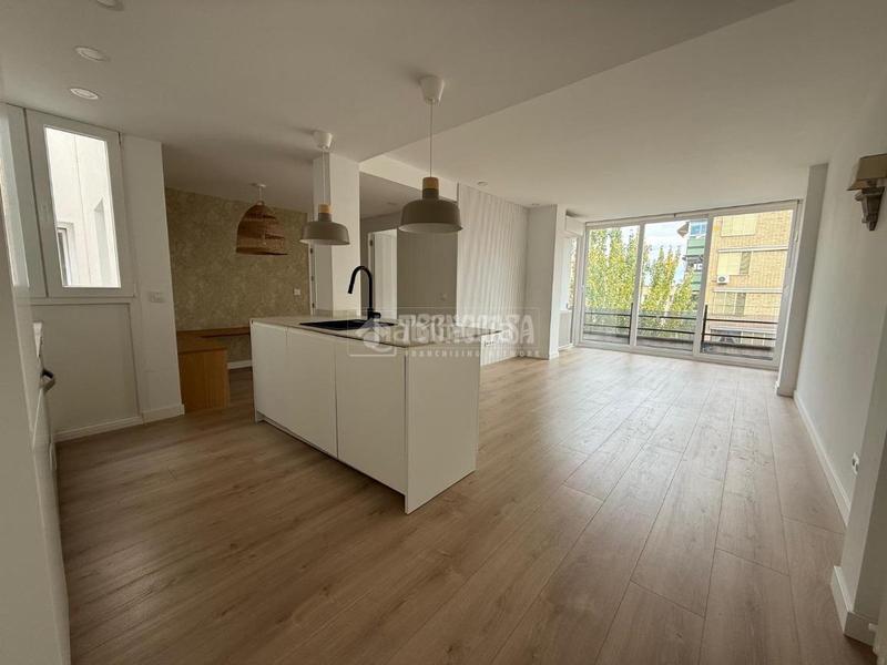 Foto 9b1d066e-acff-42a8-a6cf-32523c98b834. Location appartement avec parking dans Ciudad Universitaria Madrid