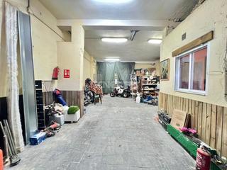 Local Comercial en Buena Vista. Almacn en venta en madrid