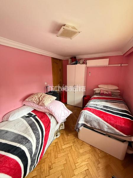 Foto f90ebd3f-df95-4e53-9786-4be20babf171. Appartement avec chauffage dans Moscardó Madrid