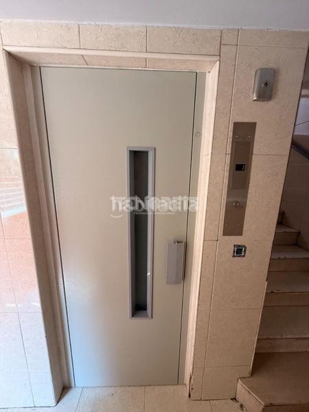 Foto 0f250336-834e-4844-be33-5d1c4a2c233e. Piso  en venta en Moscardó Madrid