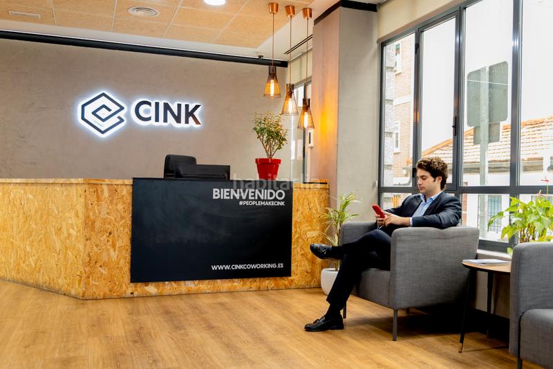 Foto af8e8f4d-cfcf-4ecb-b4f6-5b78666fa250. Lloguer oficina a calle del limonero 22 a Castillejos-Cuzco Madrid