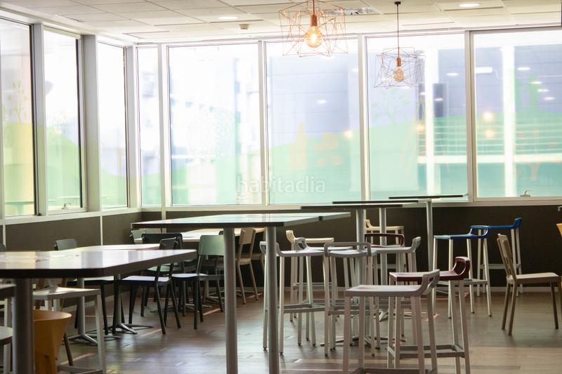 Foto fd5538a7-8f94-4f80-affb-29622ebc936d. Lloguer oficina a avenida de manoteras 24 a Virgen del Cortijo-Manoteras Madrid