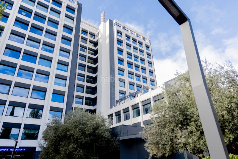 Foto 4aa1d272-267f-4232-857e-ae0d89e18c81. Rent office space in calle de la condesa de venadito 1 in Madrid