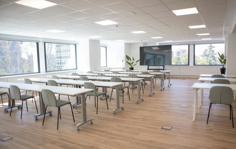 Foto c2040ade-2840-4487-a71f-85ba2b4c4eb3. Rent office space in calle de la condesa de venadito 1 in Madrid