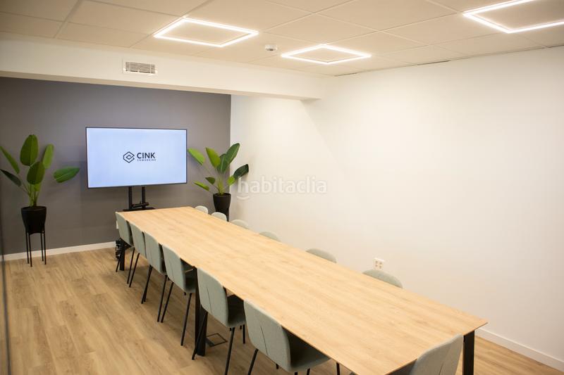 Foto fb438590-fd69-4b5a-bfac-251f2c0a9aae. Rent office space in calle de la condesa de venadito 1 in Madrid