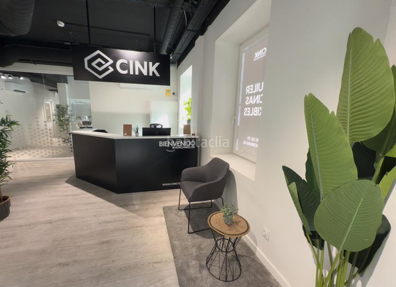 Foto 260c9750-2889-472e-89f2-2a0e7d088065. Affitto ufficio in calle sófora 15 in Castillejos-Cuzco Madrid