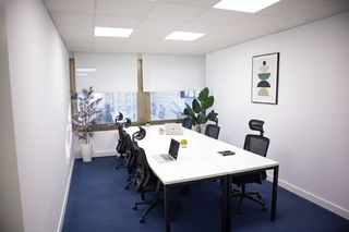 Lloguer Oficina a Calle de orense 70. Oficina privada con luz natural | orense – castellana