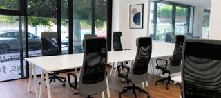 Miete Büro in Calle de henri dunant 17. Despacho exterior 25 m² en alquiler en chamartín (cuzco) · equip