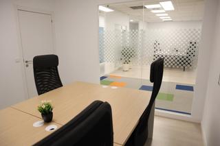 Alquiler Oficina en Avenida de manoteras 24. Oficina con todo incluido en av. manoteras