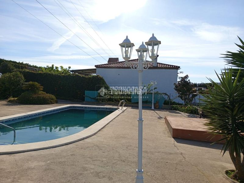 Foto 27eec144-0887-4522-8ee8-1013fbf047dc. Finca rústica a San Roque pueblo San Roque