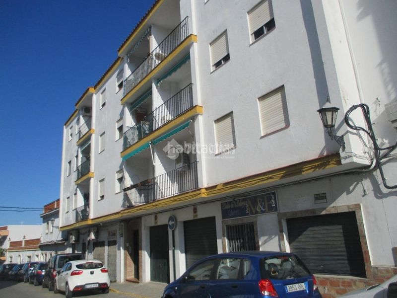 Foto fc86cb29-eb41-47b6-94b6-ae7f042222ac. Pis a San Roque pueblo San Roque