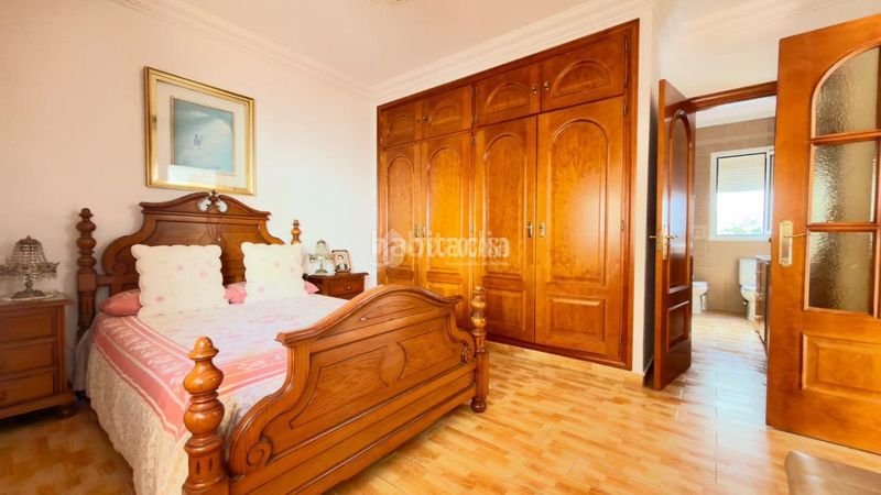 Foto 35e49d6b-e44e-4f4a-a1be-aed56cdfdf29. Casa amb aparcament a San Enrique-Guadiaro-Pueblo Nuevo Sotogrande