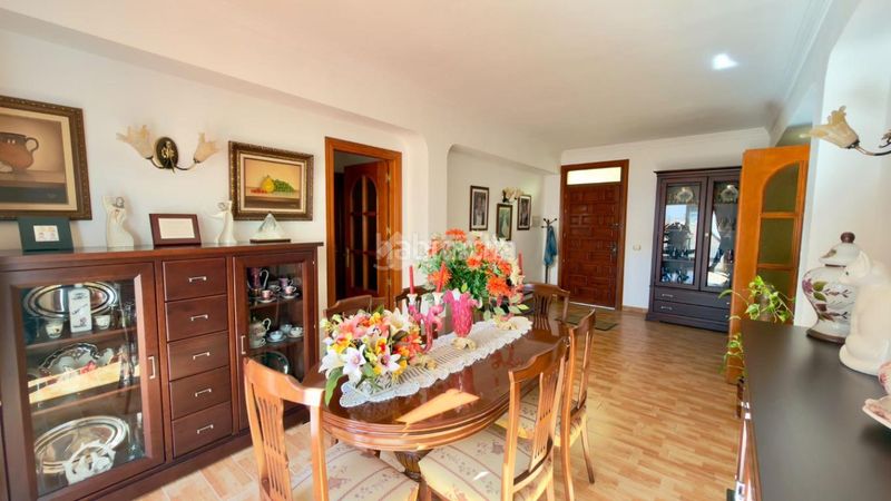 Foto e1ff38c3-a110-41b0-bd27-559e14137a63. Casa amb aparcament a San Enrique-Guadiaro-Pueblo Nuevo Sotogrande