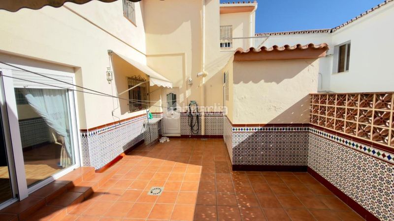 Foto f0c433c1-4fa4-446d-be16-e82494a03ca9. Casa amb aparcament a San Enrique-Guadiaro-Pueblo Nuevo Sotogrande